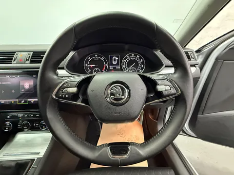 SKODA SUPERB 2.0 TDI CR SE 5dr