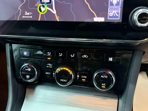 SKODA SUPERB 2.0 TDI CR SE 5dr