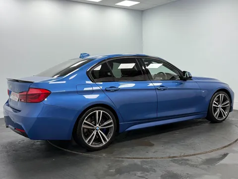 BMW 3 SERIES 330d M Sport 4dr Step Auto