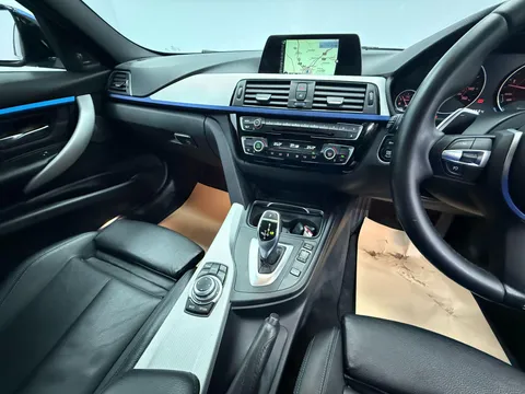 BMW 3 SERIES 330d M Sport 4dr Step Auto