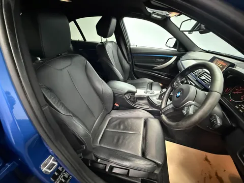 BMW 3 SERIES 330d M Sport 4dr Step Auto
