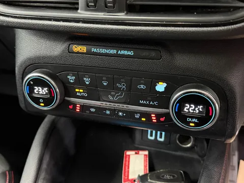 FORD KUGA 1.5 EcoBlue ST-Line X Edition 5dr