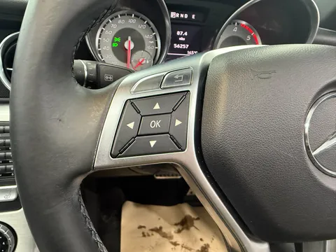 Mercedes-Benz Slk250 Cdi Blueefficiency 2.1 SLK250 CDI Convertible 2dr Diesel G-Tronic+ Euro 5 (s/s) (204 ps)