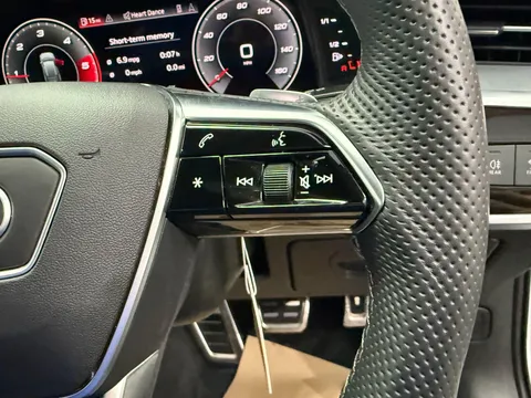 AUDI A6 40 TDI S Line 5dr S Tronic