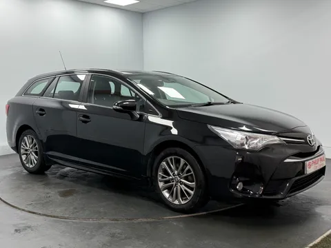 TOYOTA AVENSIS 2.0D Business Edition 5dr
