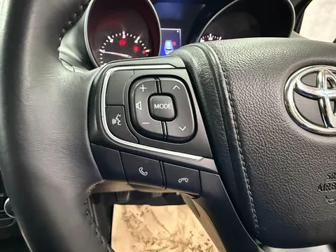 TOYOTA AVENSIS 2.0D Business Edition 5dr