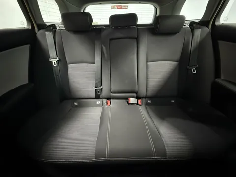 TOYOTA AVENSIS 2.0D Business Edition 5dr