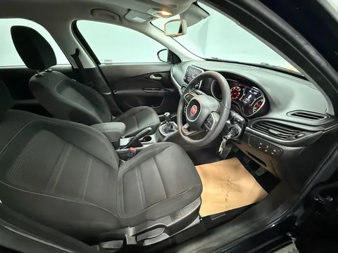 FIAT TIPO 1.6 Multijet Lounge 5dr