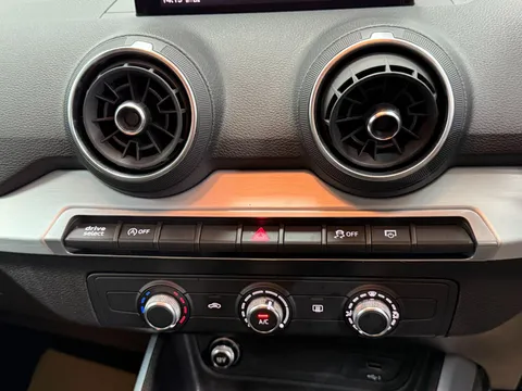 AUDI Q2 35 TFSI Sport 5dr