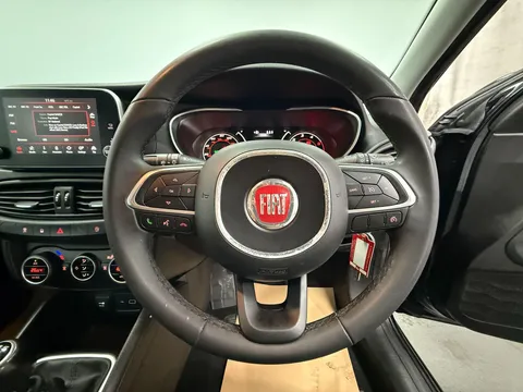 FIAT TIPO 1.6 Multijet Lounge 5dr