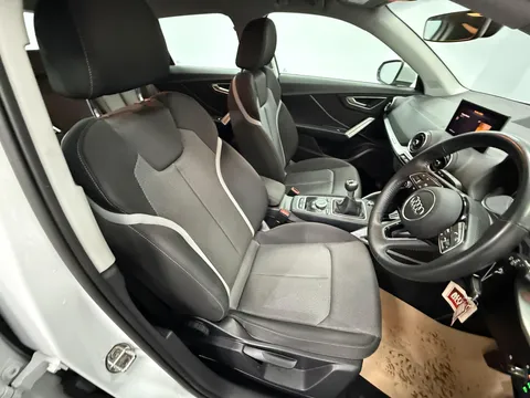 AUDI Q2 35 TFSI Sport 5dr