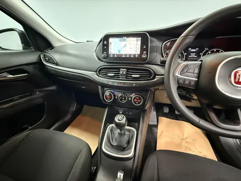FIAT TIPO 1.6 Multijet Lounge 5dr