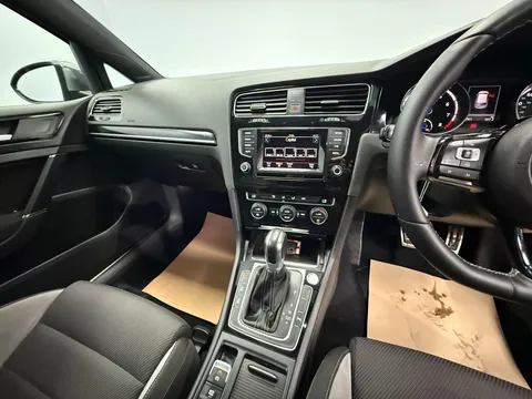 VOLKSWAGEN GOLF 2.0 TSI R 3dr DSG