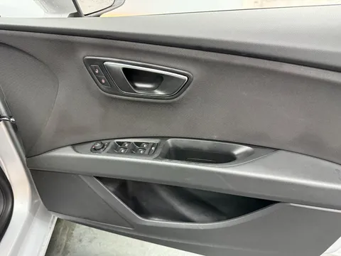 SEAT LEON 1.6 TDI SE 5dr DSG