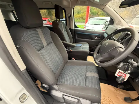 PEUGEOT TRAVELLER 2.0 BlueHDi 150 Active Standard [8 Seat] 5dr