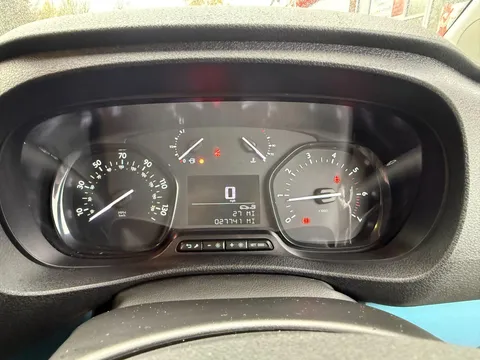 PEUGEOT TRAVELLER 2.0 BlueHDi 150 Active Standard [8 Seat] 5dr