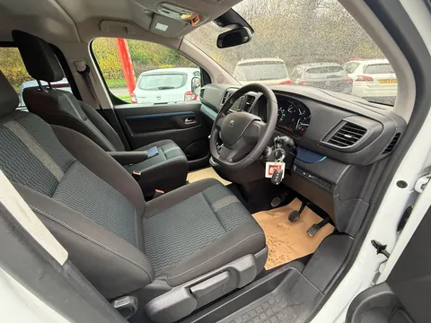 PEUGEOT TRAVELLER 2.0 BlueHDi 150 Active Standard [8 Seat] 5dr