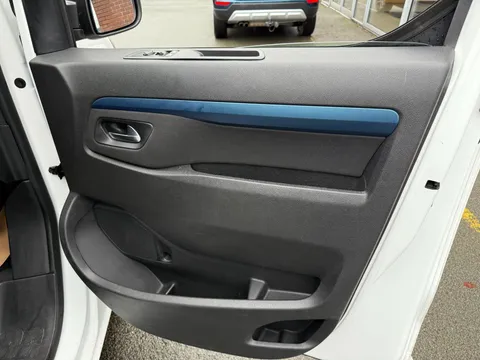 PEUGEOT TRAVELLER 2.0 BlueHDi 150 Active Standard [8 Seat] 5dr