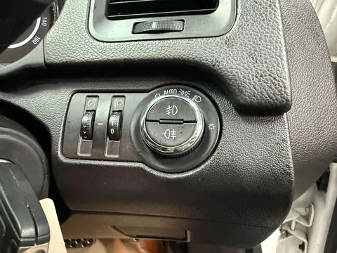 VAUXHALL INSIGNIA DIESEL HATCHBACK 2.0 CDTi [170] SRi Vx-line Nav 5dr Auto