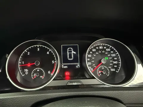 VOLKSWAGEN GOLF 2.0 TDI R-Line 5dr DSG