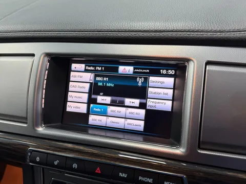 JAGUAR XF 2.2d [163] Luxury 4dr Auto