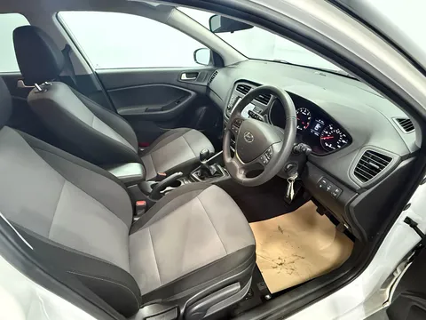 HYUNDAI I20 1.2 MPi Play 5dr