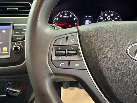 HYUNDAI I20 1.2 MPi Play 5dr