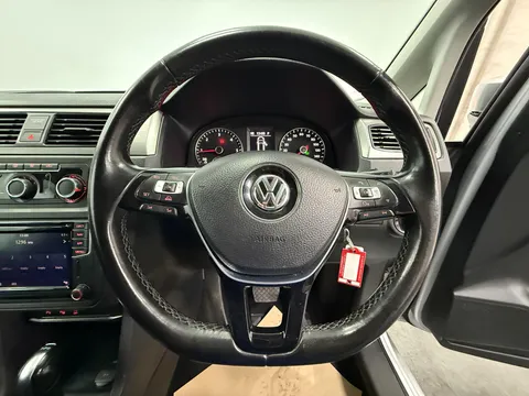 VOLKSWAGEN CADDY MAXI LIFE 2.0 TDI 150 5dr DSG