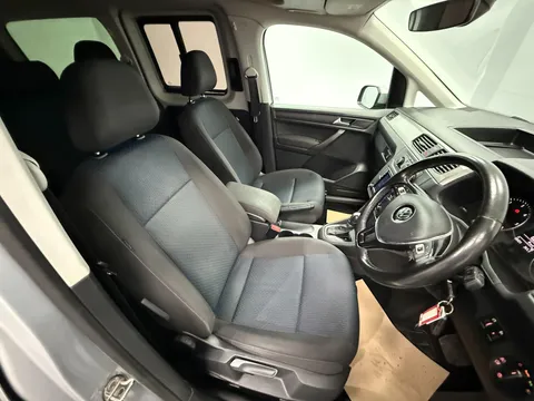 VOLKSWAGEN CADDY MAXI LIFE 2.0 TDI 150 5dr DSG