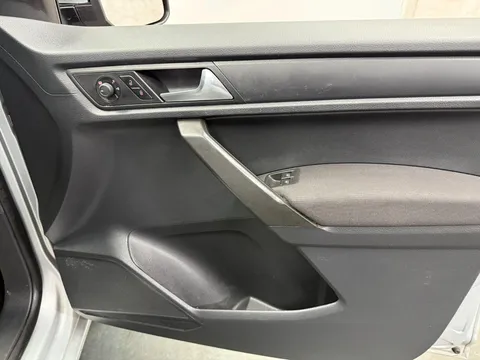 VOLKSWAGEN CADDY MAXI LIFE 2.0 TDI 150 5dr DSG