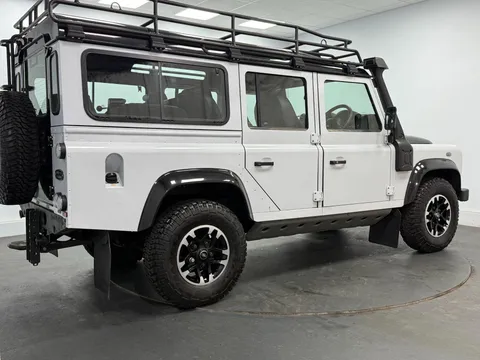 LAND ROVER DEFENDER Adventure Station Wagon TDCi [2.2]