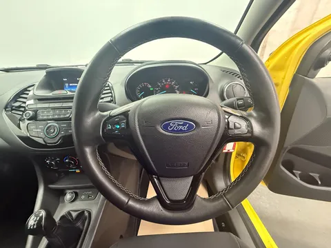 FORD KA+ 1.2 85 Zetec Colour Edition 5dr