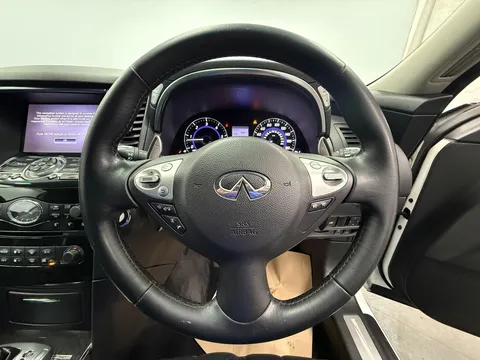 INFINITI QX70 3.0d GT 5dr Auto