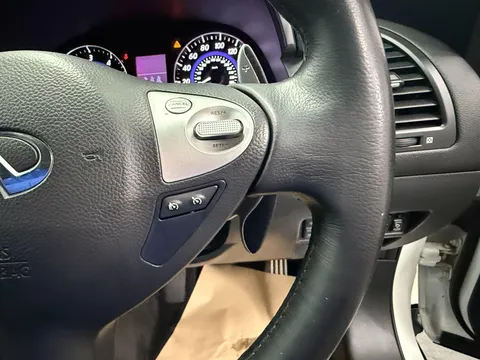 INFINITI QX70 3.0d GT 5dr Auto