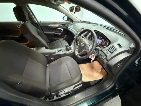 VAUXHALL INSIGNIA DIESEL HATCHBACK 1.6 CDTi ecoFLEX Design 5dr [Start Stop]