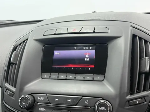 VAUXHALL INSIGNIA DIESEL HATCHBACK 1.6 CDTi ecoFLEX Design 5dr [Start Stop]