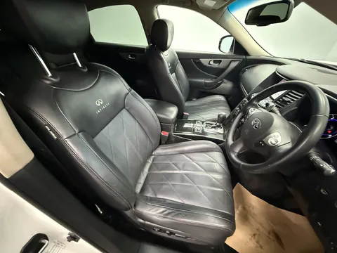 INFINITI QX70 3.0d GT 5dr Auto