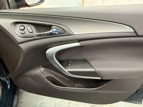 VAUXHALL INSIGNIA DIESEL HATCHBACK 1.6 CDTi ecoFLEX Design 5dr [Start Stop]