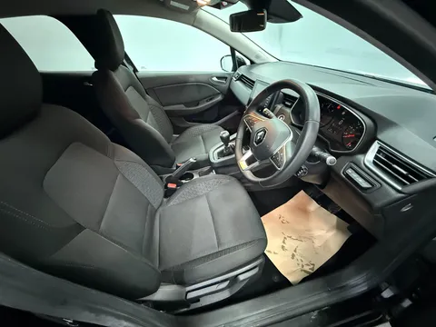 RENAULT CLIO 1.5 dCi 85 Iconic 5dr