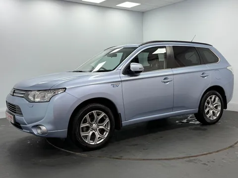 MITSUBISHI OUTLANDER 2.0 PHEV GX4hs 5dr Auto