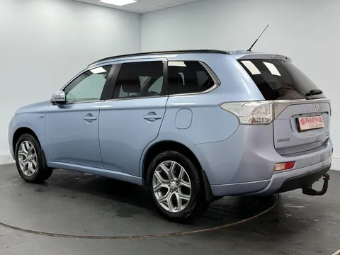 MITSUBISHI OUTLANDER 2.0 PHEV GX4hs 5dr Auto
