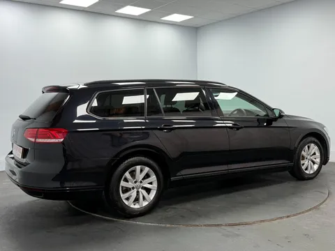 VOLKSWAGEN PASSAT 2.0 TDI S 5dr