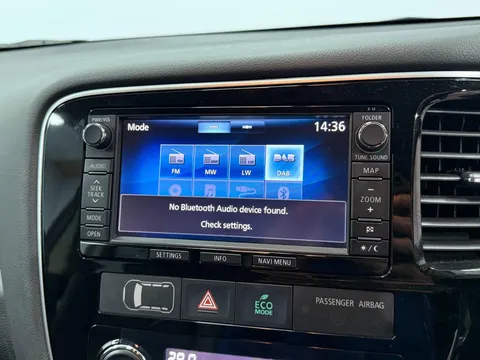 MITSUBISHI OUTLANDER 2.0 PHEV GX4hs 5dr Auto