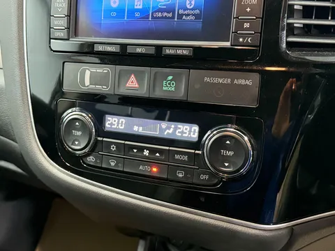 MITSUBISHI OUTLANDER 2.0 PHEV GX4hs 5dr Auto