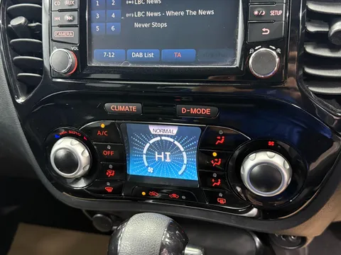 NISSAN JUKE 1.6 Tekna 5dr Xtronic