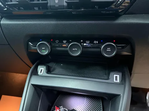 CITROEN C4 1.5 BlueHDi [130] Shine 5dr Auto