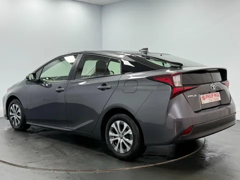 TOYOTA PRIUS 1.8 VVTi Active 5dr CVT