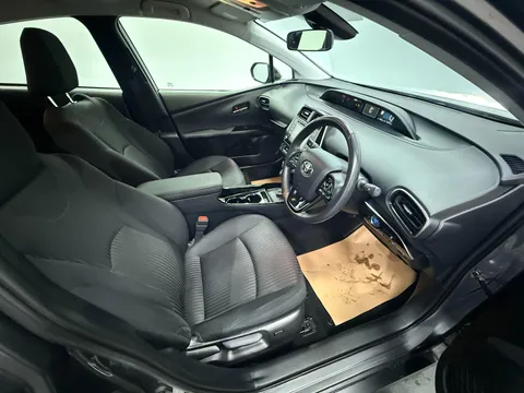 TOYOTA PRIUS 1.8 VVTi Active 5dr CVT