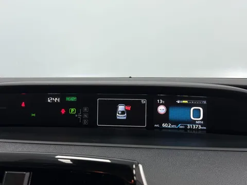 TOYOTA PRIUS 1.8 VVTi Active 5dr CVT