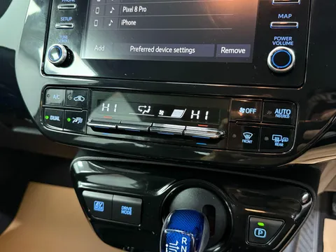 TOYOTA PRIUS 1.8 VVTi Active 5dr CVT